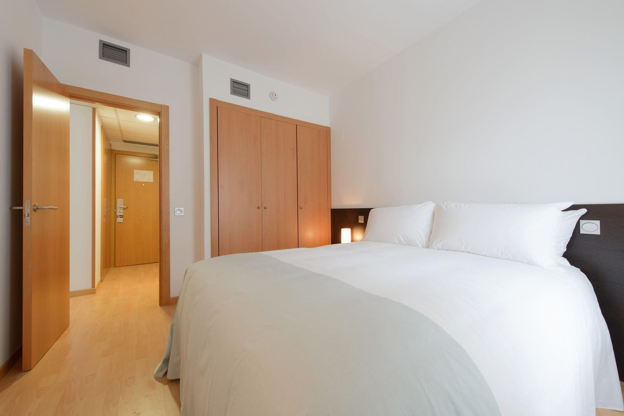 Madrid Airport Suites, Affiliated By Melia 外观 照片