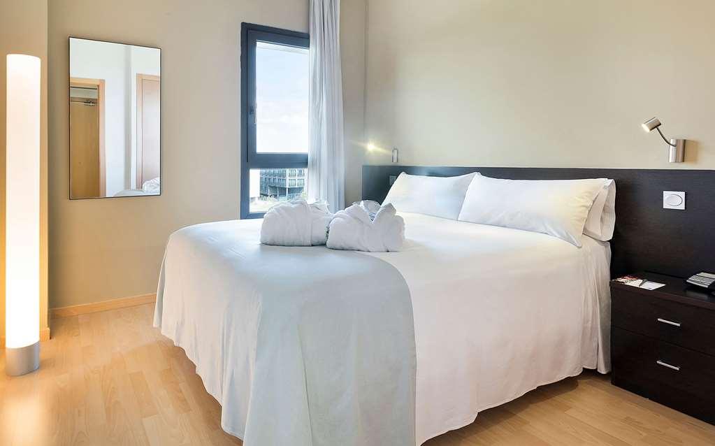 Madrid Airport Suites, Affiliated By Melia 客房 照片