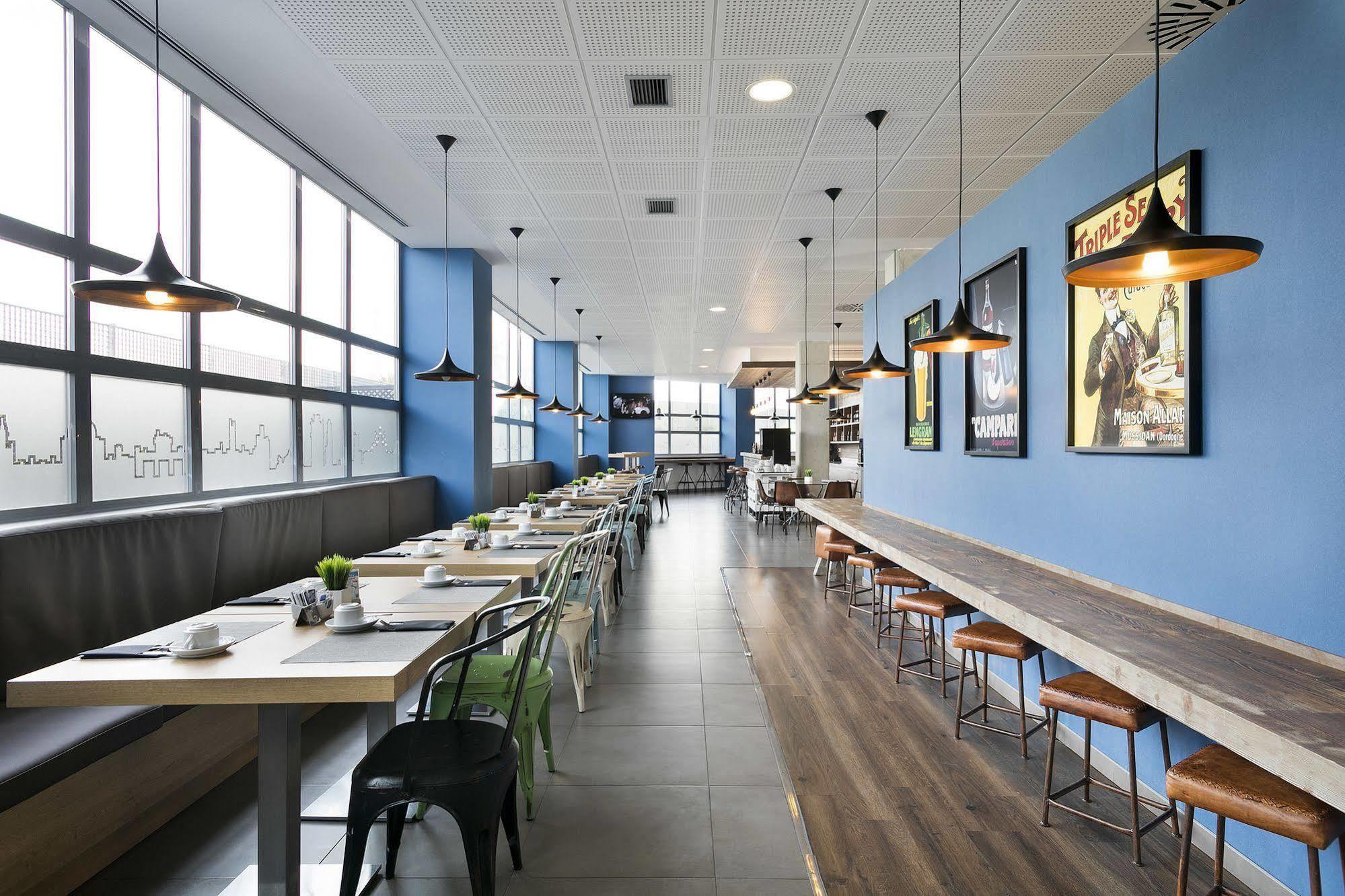 Madrid Airport Suites, Affiliated By Melia 外观 照片