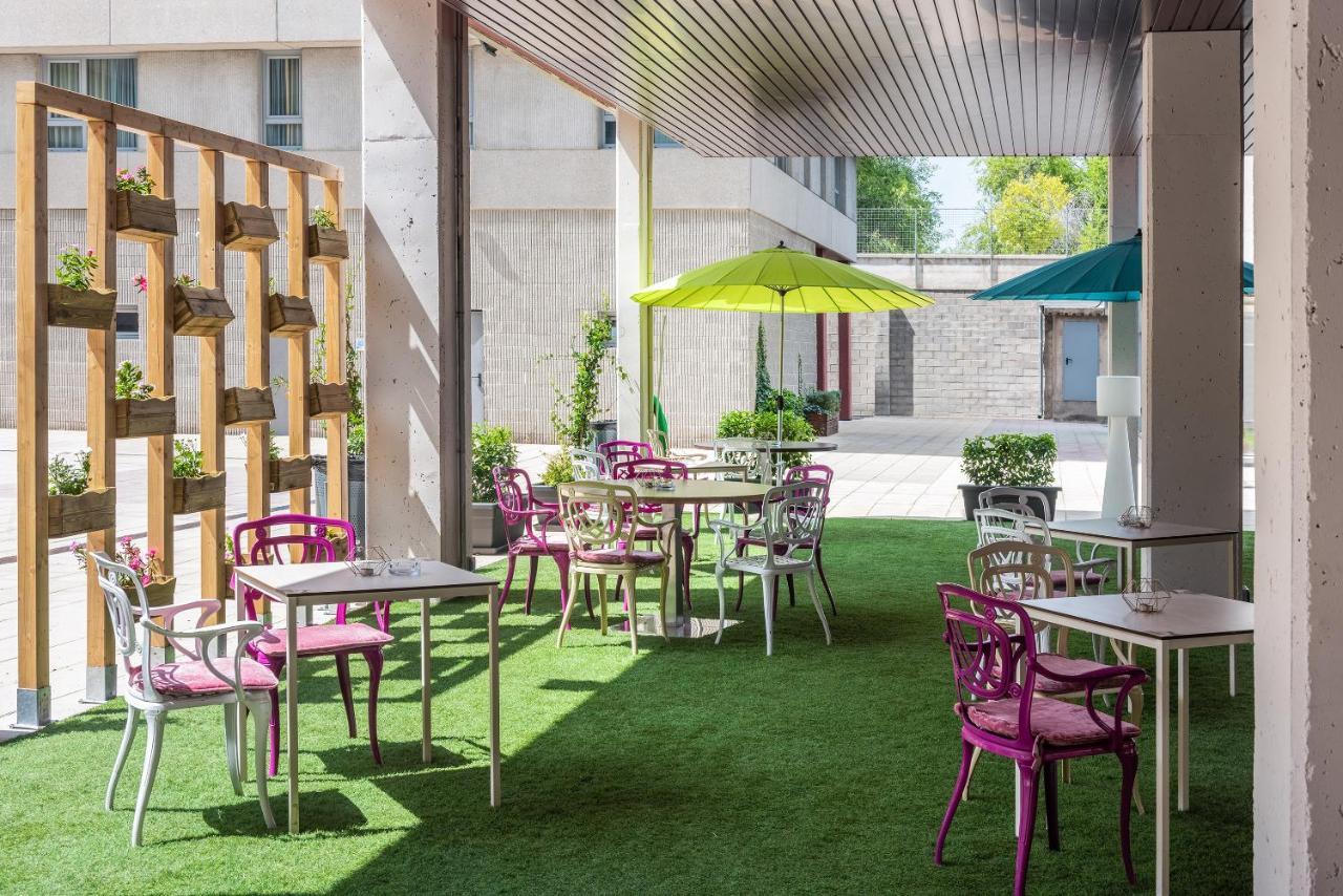 Madrid Airport Suites, Affiliated By Melia 外观 照片